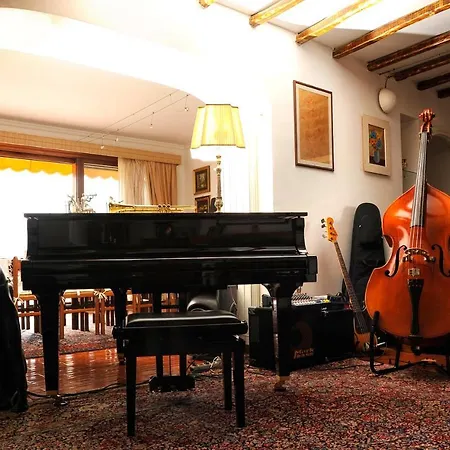 住宿加早餐酒店 La Dolce Vita Bed&breakfast 3*